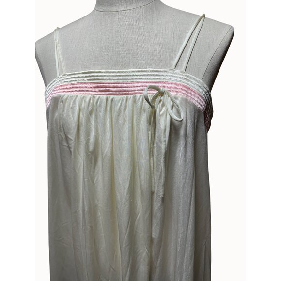 Vintage 1970s Saks Fifth Avenue Nightgown by Barad & Co ILGWU Union Made USA  S - Picture 10 of 10